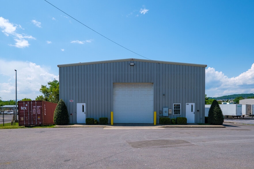 925 Pleasant Valley Rd, Harrisonburg, VA 22801