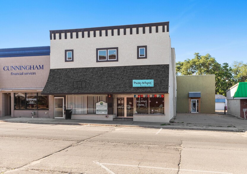 307 E Main St, Knoxville, IA for sale - Building Photo - Image 3 of 26