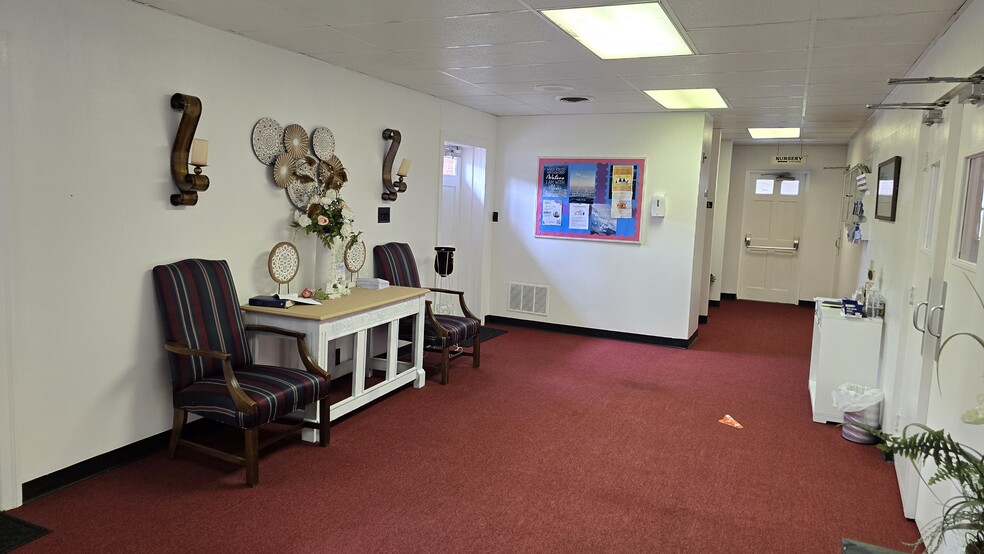 3300 Old Jonesboro Rd, Hapeville, GA for sale - Building Photo - Image 3 of 9