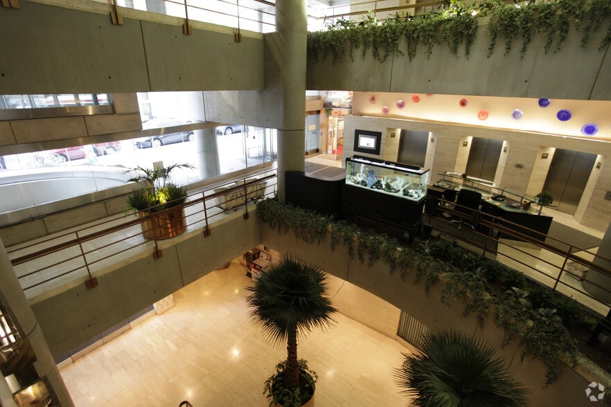 1628 John F Kennedy Blvd, Philadelphia, PA for lease - Lobby - Image 3 of 10