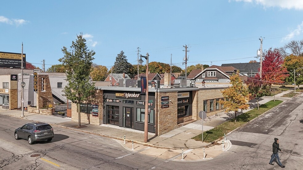 5900 W North Ave, Milwaukee, WI for sale - Building Photo - Image 3 of 10