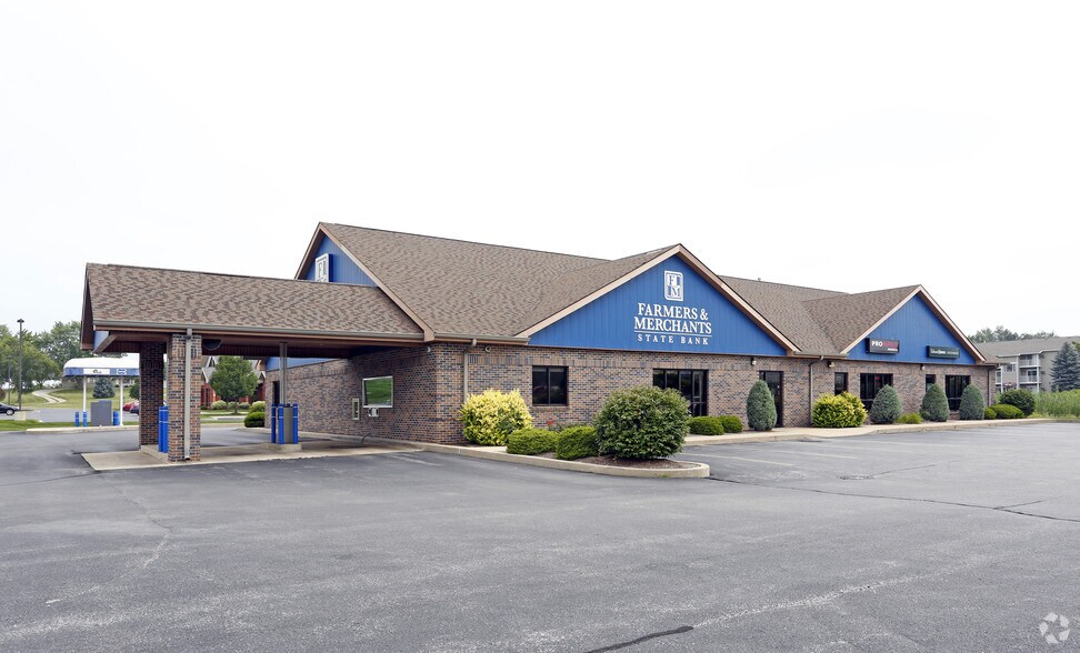 2310 N Wayne St, Angola, IN for sale - Primary Photo - Image 1 of 1