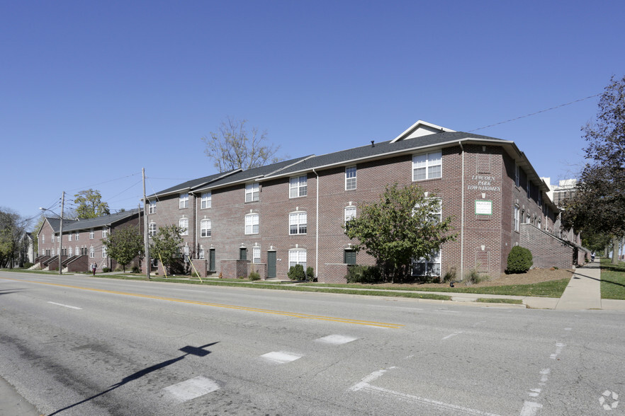 302 W Vernon Ave, Normal, IL for sale - Primary Photo - Image 1 of 1