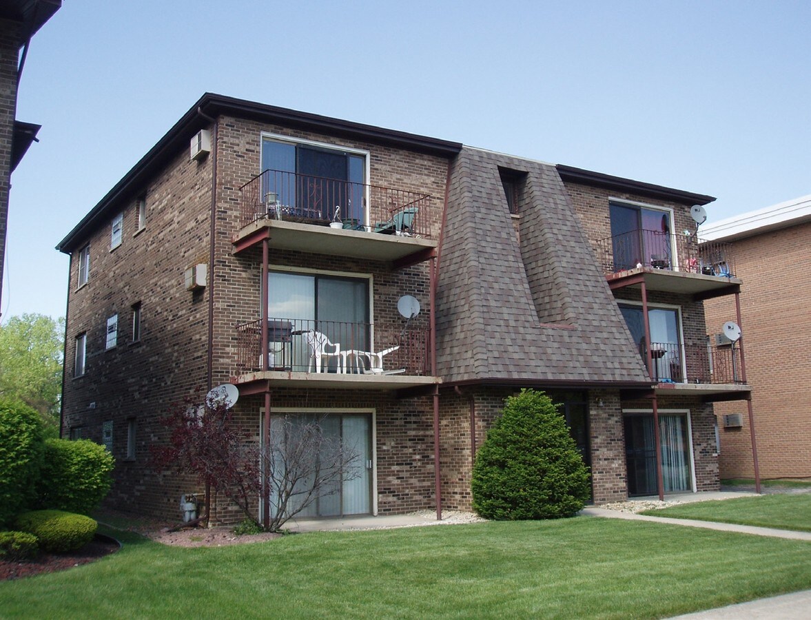 5416 W 129th Pl, Crestwood, IL 60445