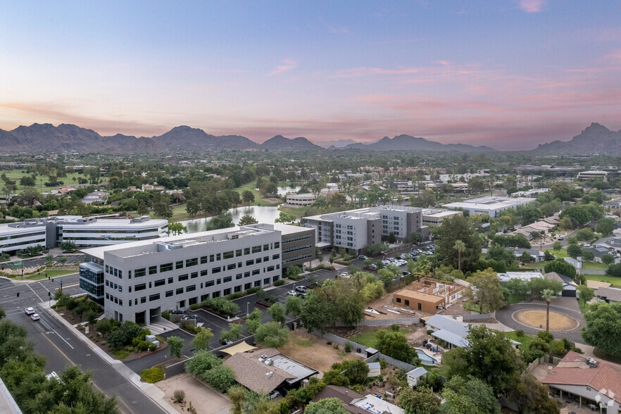 2801 E Camelback Rd, Phoenix, AZ for lease - Aerial - Image 3 of 10