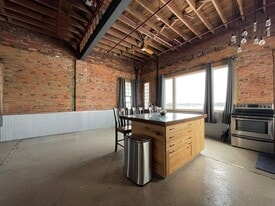 501 Junction - Warehouse