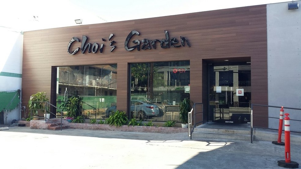 1303 Rycroft St, Honolulu, HI for lease - Building Photo - Image 3 of 21