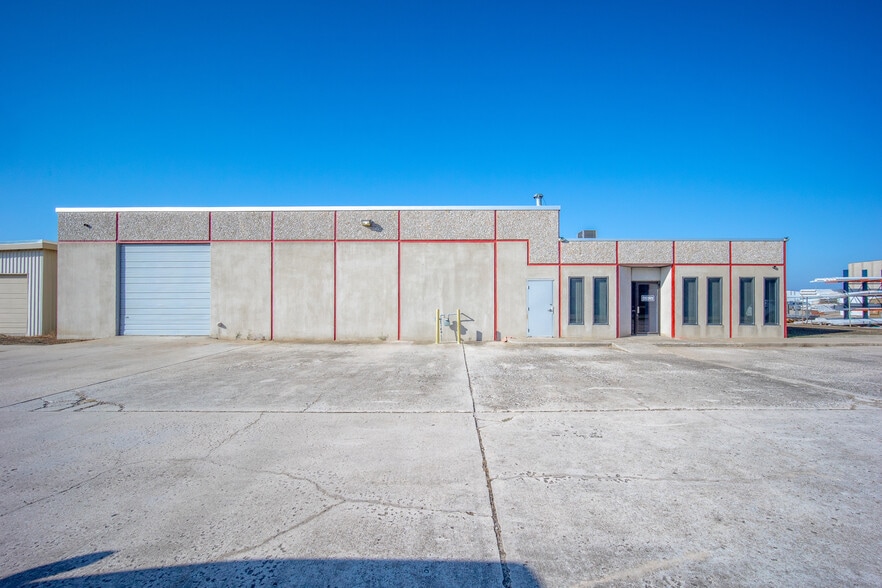 3152 Broce Dr, Norman, OK for lease - Building Photo - Image 3 of 32