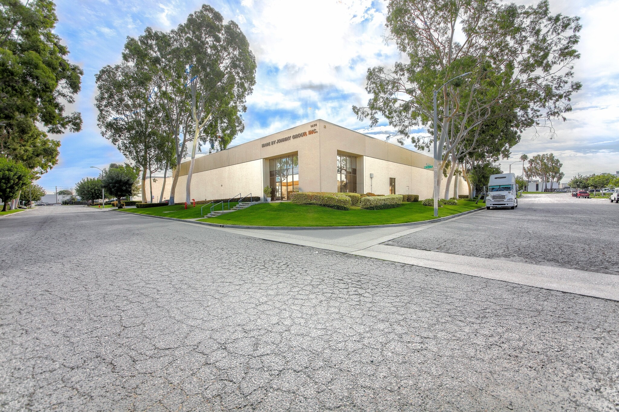 1490 W Walnut Pky, Compton, CA for sale Primary Photo- Image 1 of 1