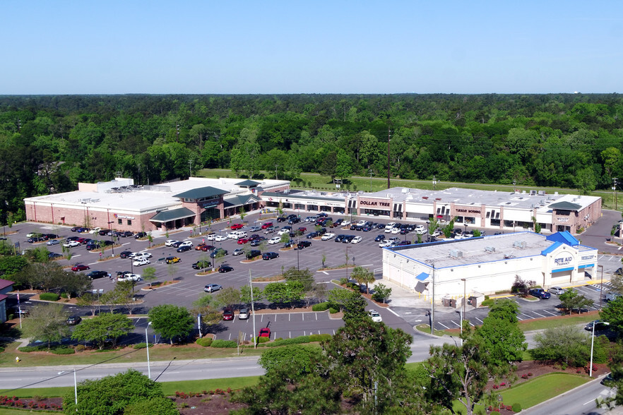 618-680 Bacons Bridge Rd, Summerville, SC for sale - Building Photo - Image 1 of 1