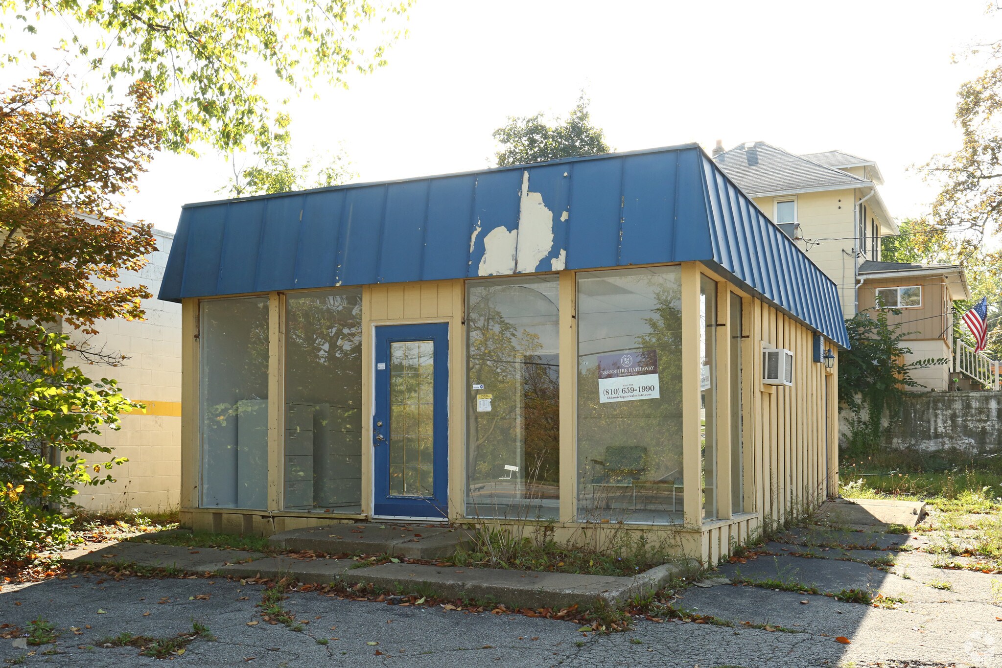 2113 W Court St, Flint, MI for sale Primary Photo- Image 1 of 1