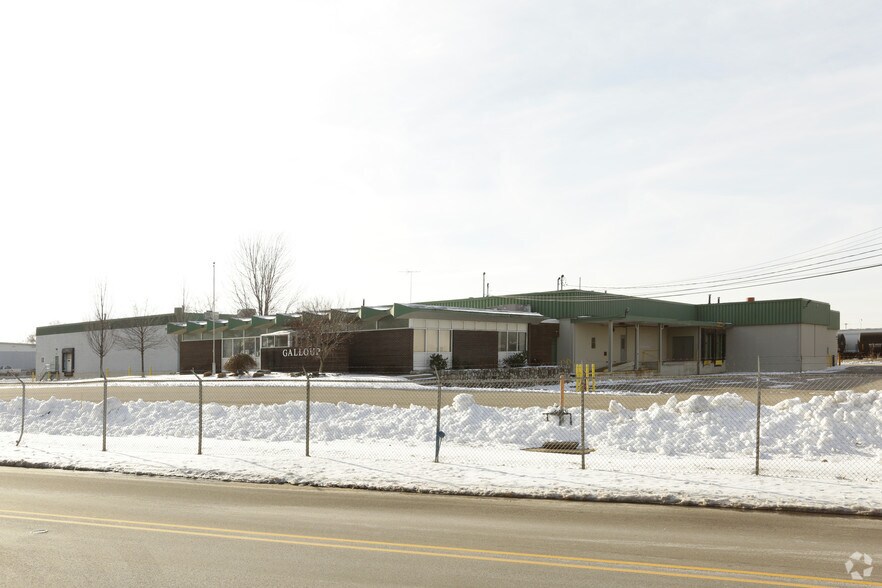 1655 Steele Ave SW, Grand Rapids, MI for sale - Primary Photo - Image 1 of 1