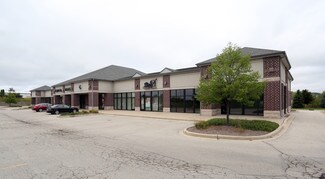 More details for 115-195 Sweetwater Blvd, Port Washington, WI - Retail for Lease