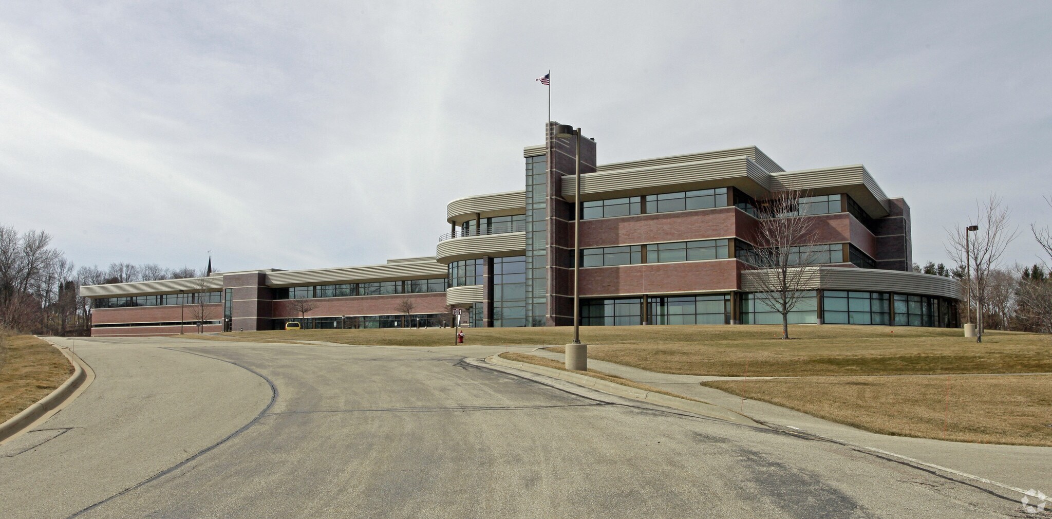 726 Heartland Trl, Madison, WI for sale Primary Photo- Image 1 of 1
