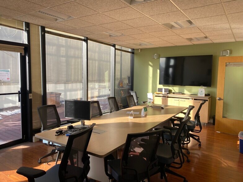 5-14 51st Ave, Long Island City, NY for sale - Primary Photo - Image 1 of 1