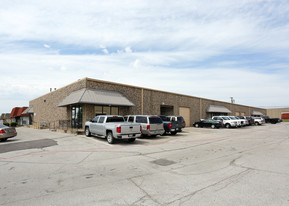 1301 Summit Ave, Plano TX - Warehouse