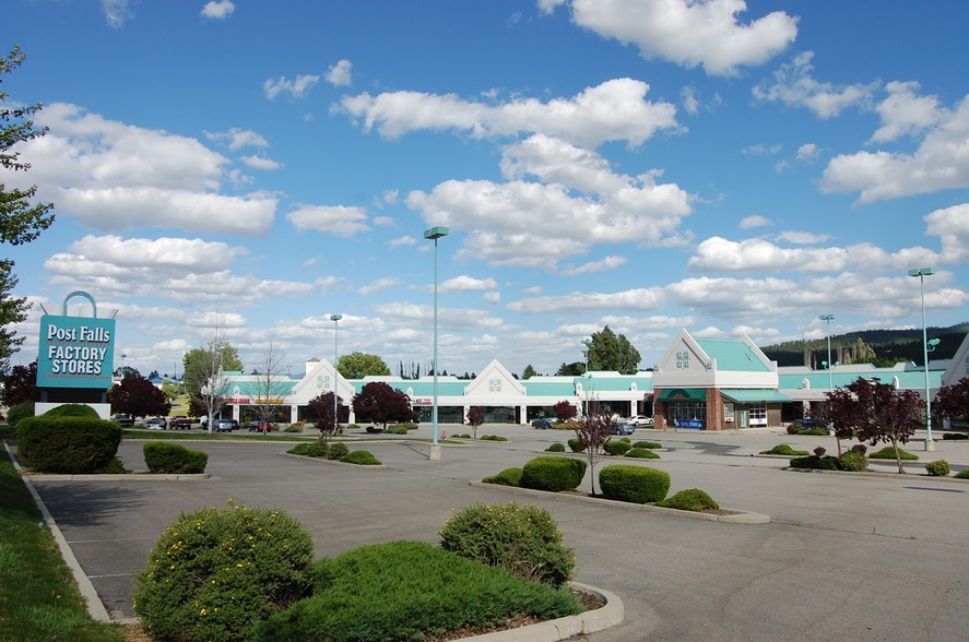 4005-4057 W Riverbend Ave, Post Falls, ID for lease - Primary Photo - Image 1 of 9