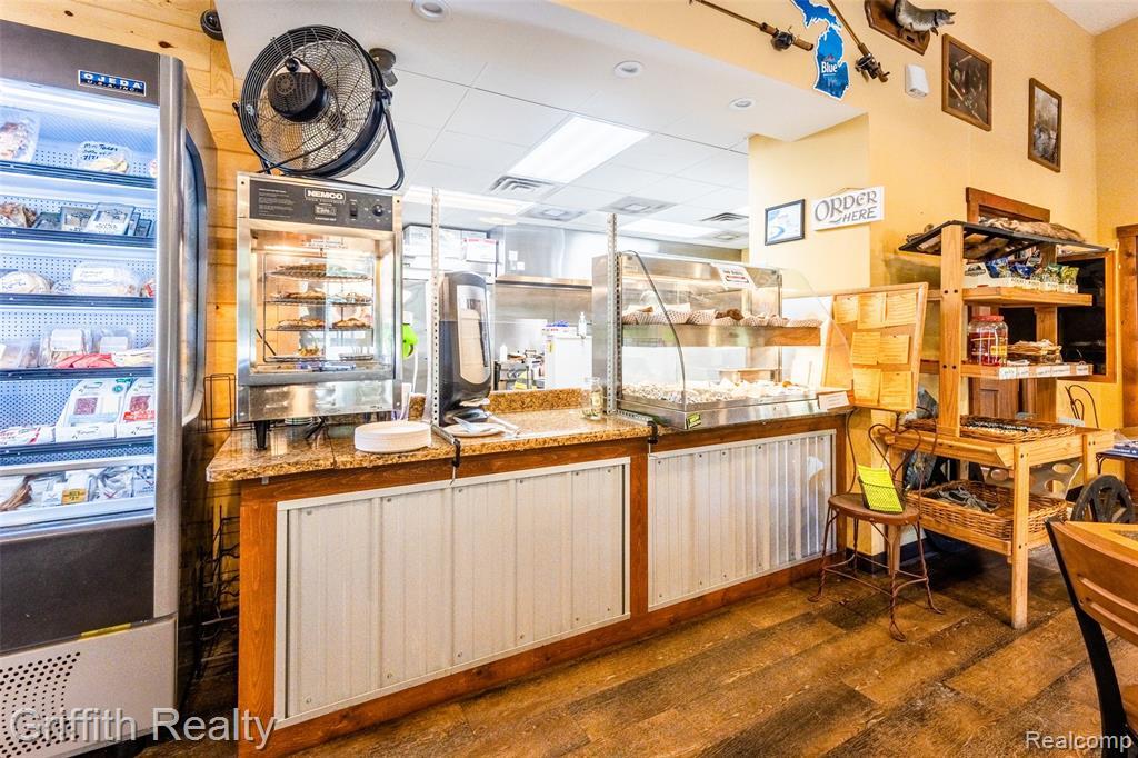 13329 Unadilla Rd, Gregory, MI 48137