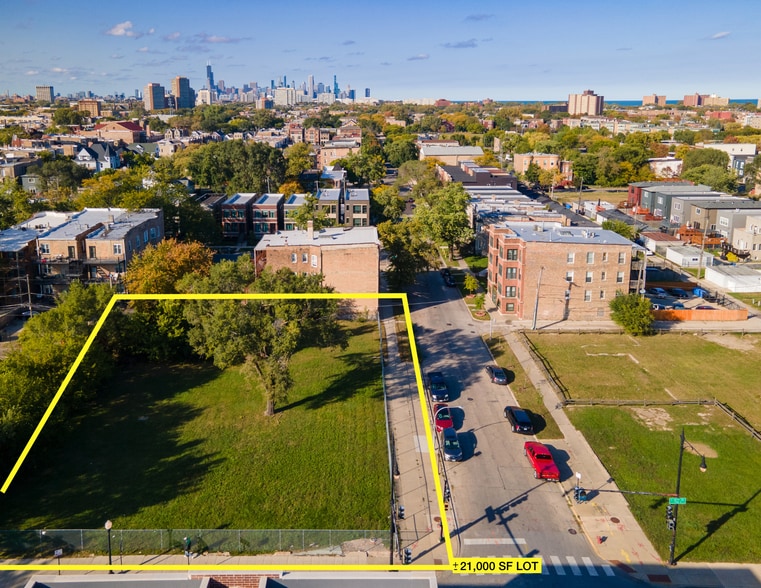556 47th St, Chicago, IL for sale - Aerial - Image 1 of 2