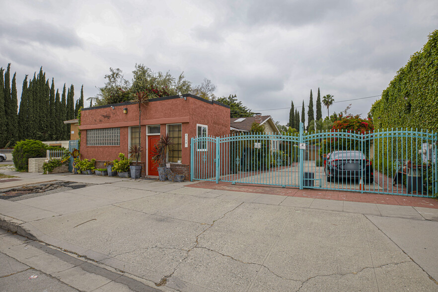 2170-2178 E Villa St, Pasadena, CA for sale - Primary Photo - Image 1 of 17