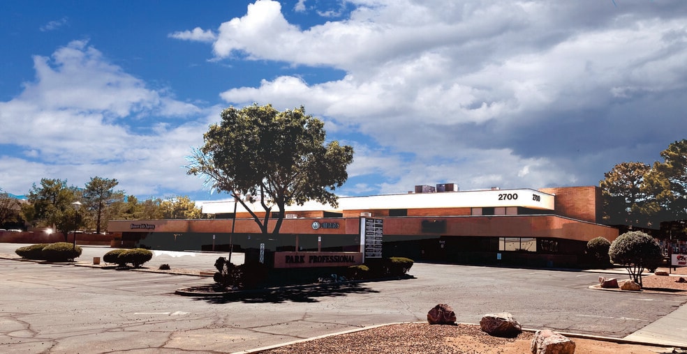 2700 E Fry Blvd, Sierra Vista, AZ for lease - Building Photo - Image 1 of 1