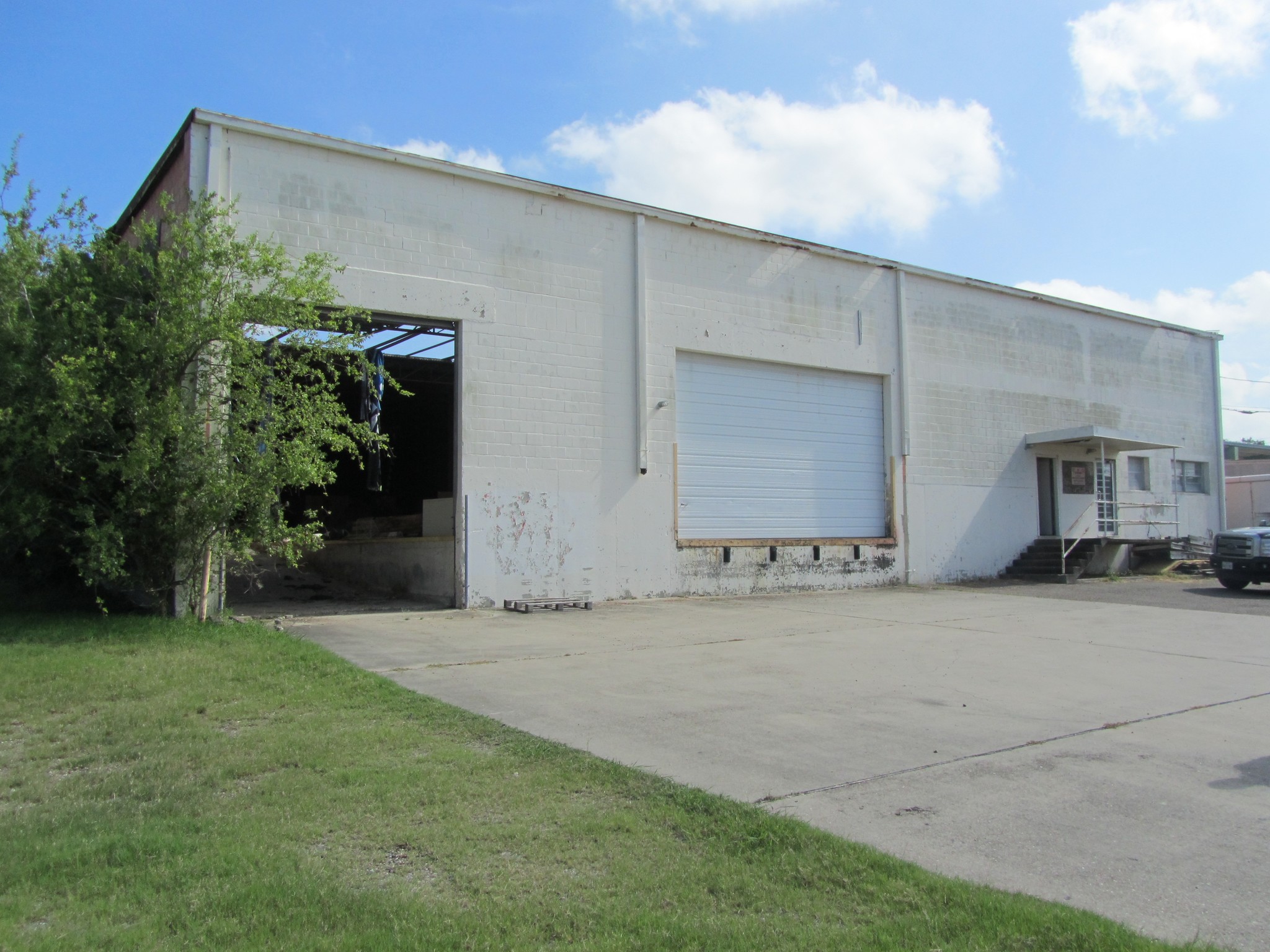 2621 Lipan St, Corpus Christi, TX for sale Primary Photo- Image 1 of 9