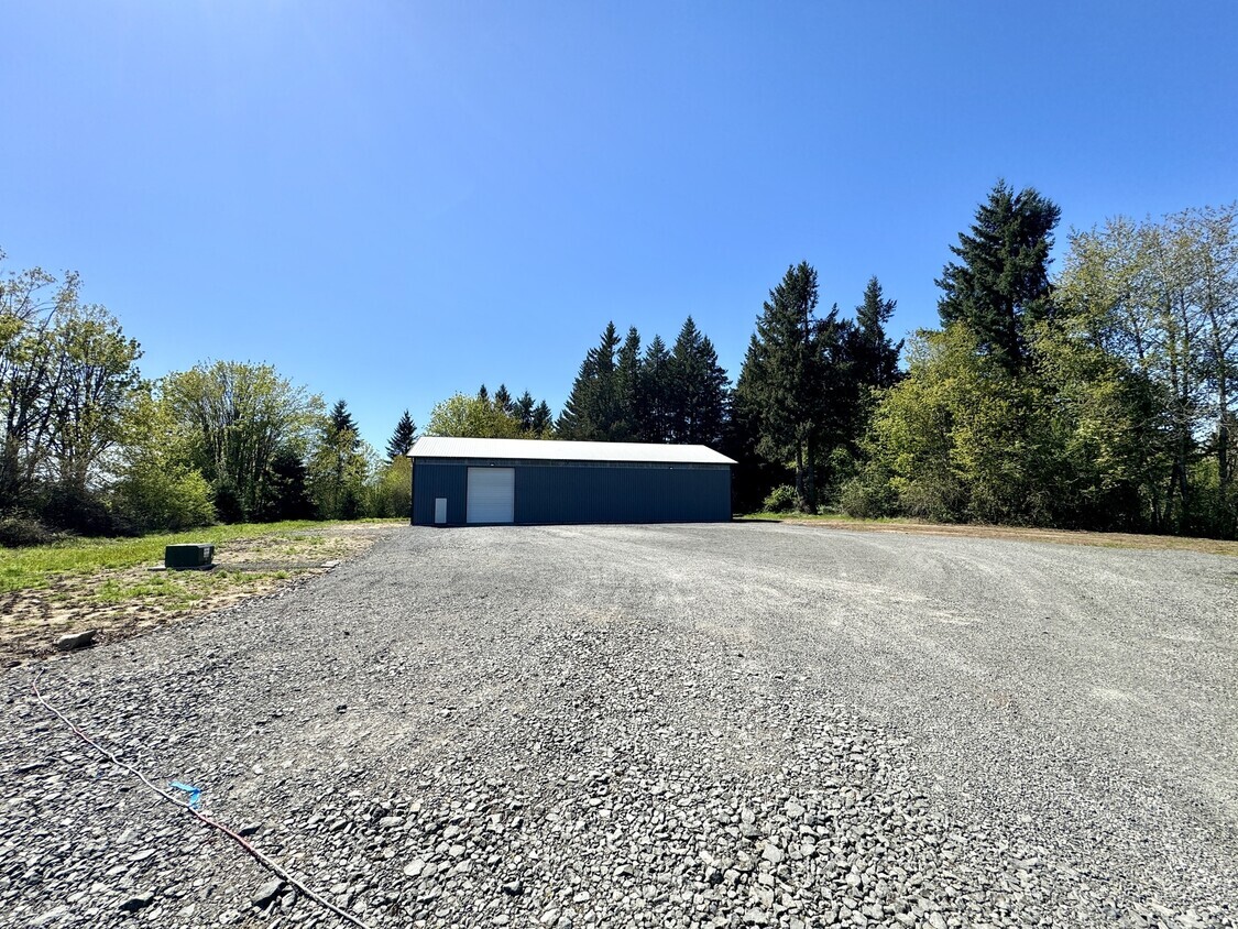 13870 Ehlen Rd NE, Aurora, OR for lease Building Photo- Image 1 of 2