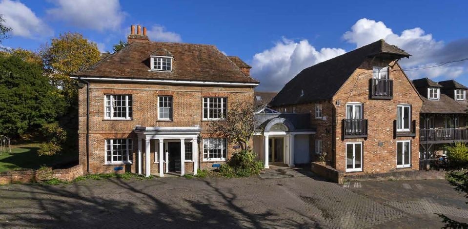 London Rd, Newbury for sale - Primary Photo - Image 1 of 1