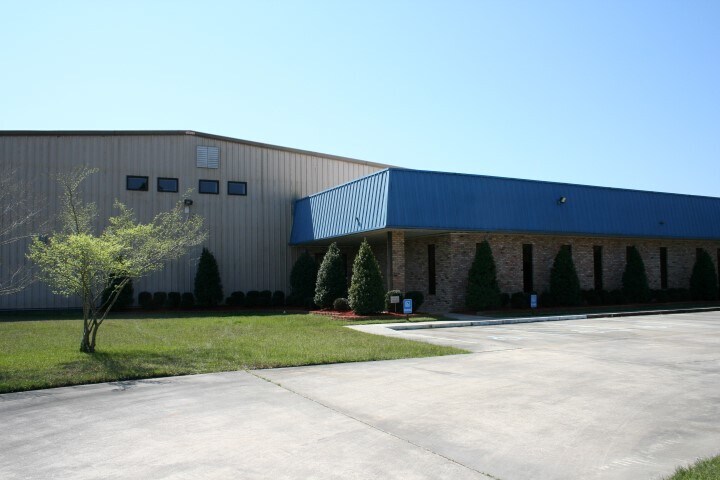 1750 South Ln, Mandeville, LA for lease - Building Photo - Image 3 of 33