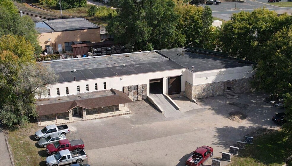 15 SW Old Highway 8, New Brighton, MN for sale - Building Photo - Image 1 of 1
