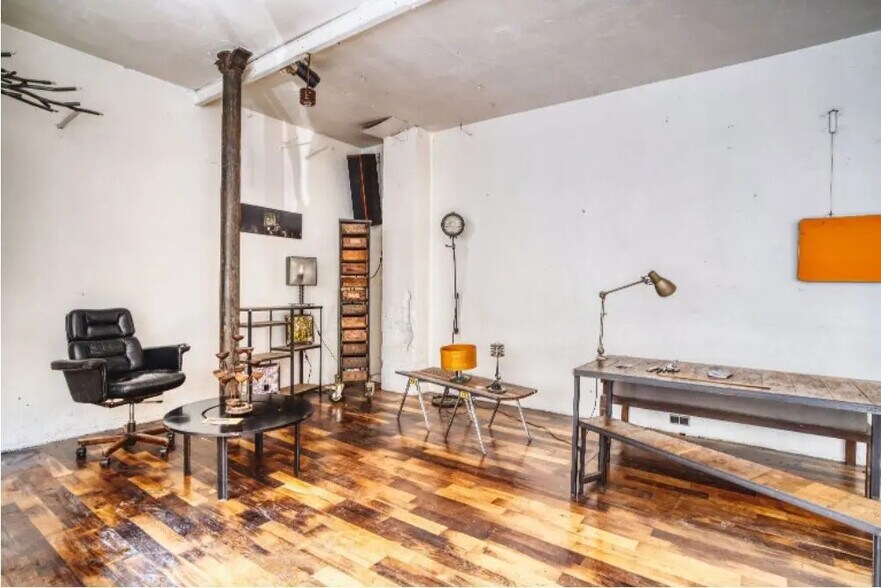 Retail in Paris for sale - Building Photo - Image 3 of 5