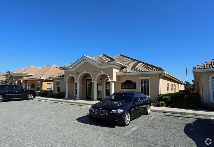 1130-1134 Kyle Wood Ln, Brandon, FL for sale - Primary Photo - Image 1 of 1