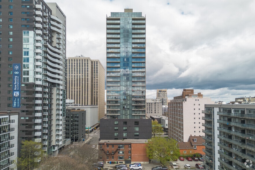 180 Metcalfe St, Ottawa, ON for lease - Aerial - Image 3 of 10