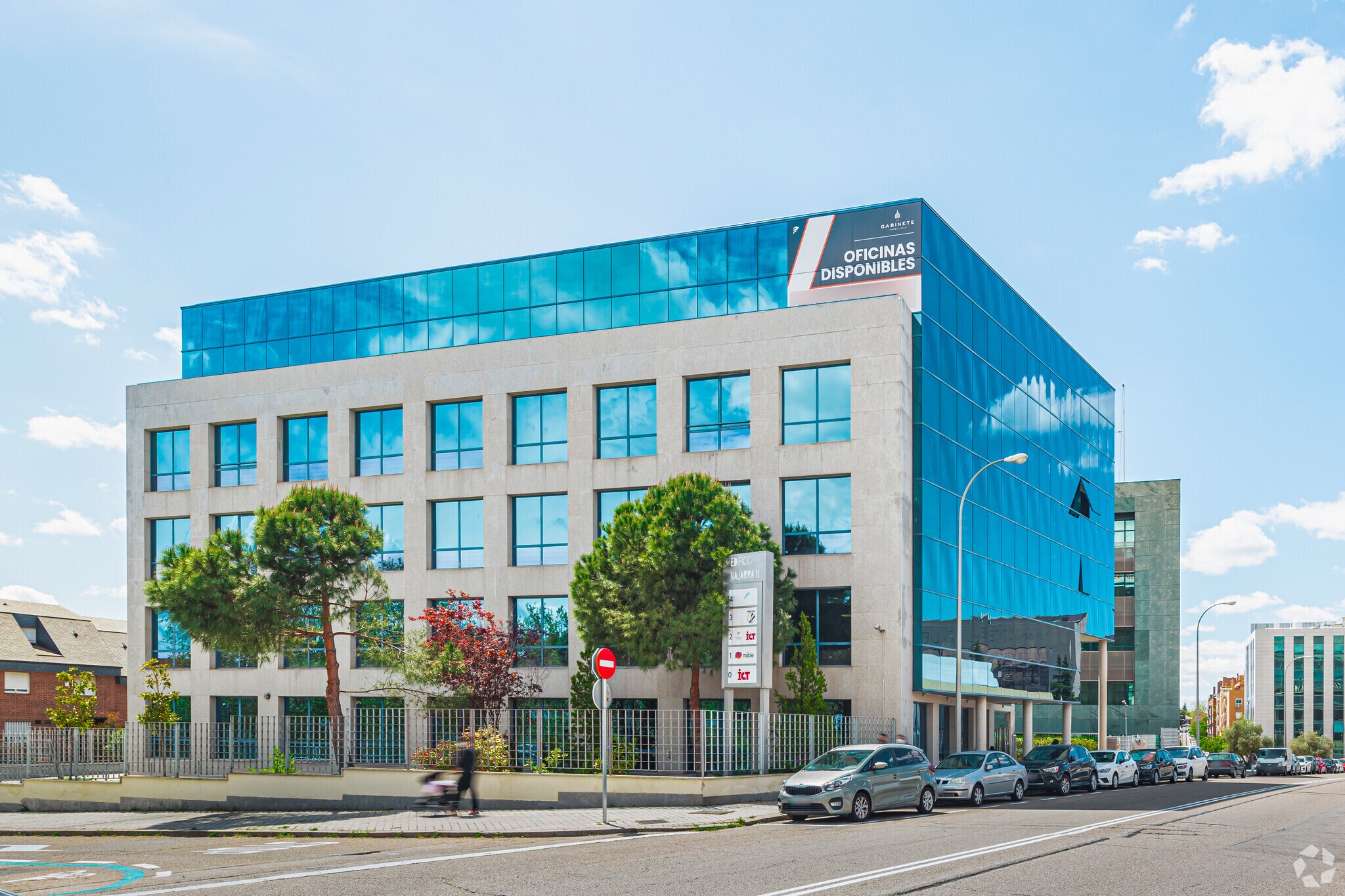 Calle de Juan Ignacio Luca de Tena, 8 A, Madrid, Madrid for sale Building Photo- Image 1 of 1