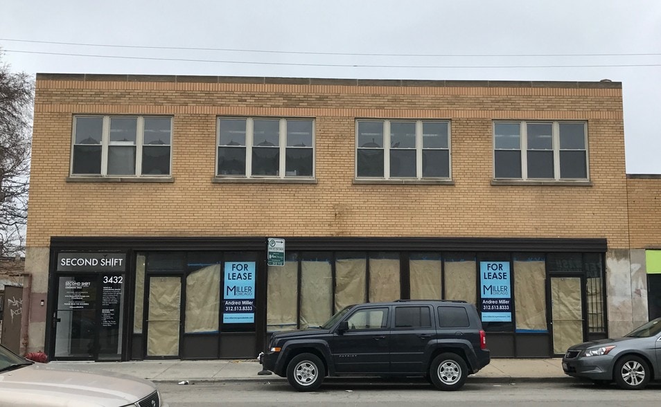 3430 W Diversey Ave, Chicago, IL for lease - Primary Photo - Image 1 of 23