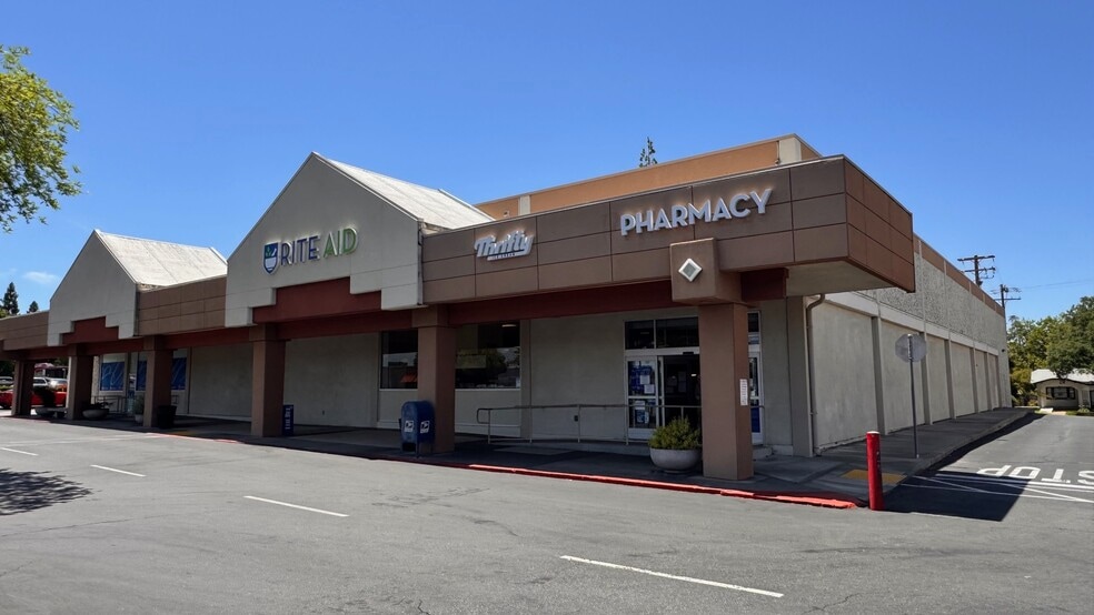 380-446 Harding Blvd, Roseville, CA for lease - Building Photo - Image 2 of 20