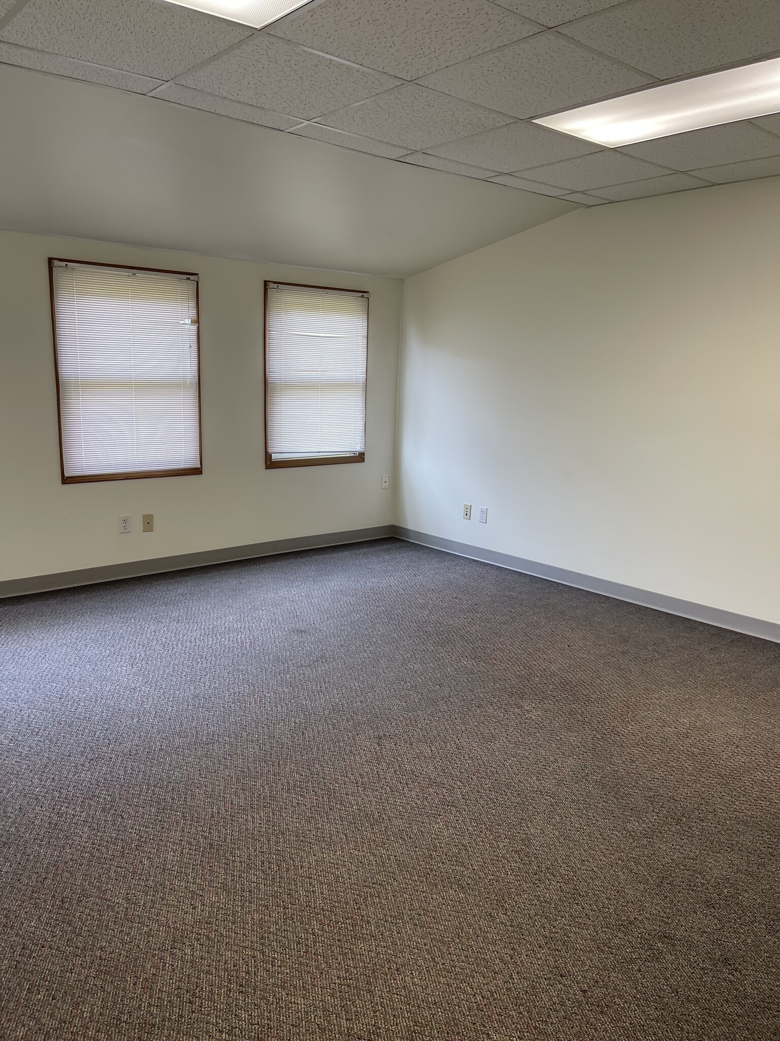 600 Prestige Park Dr, Hurricane, WV for lease Interior Photo- Image 1 of 4