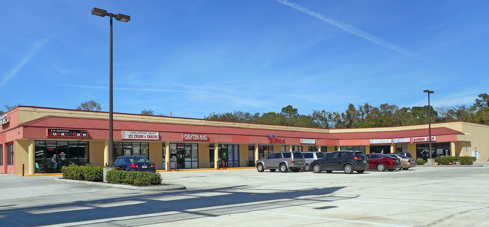 7339 E Colonial Dr, Orlando, FL for lease - Building Photo - Image 1 of 1