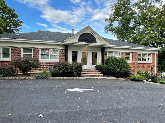 301 E Hanover Ave, Morristown, NJ for sale - Building Photo - Image 1 of 1