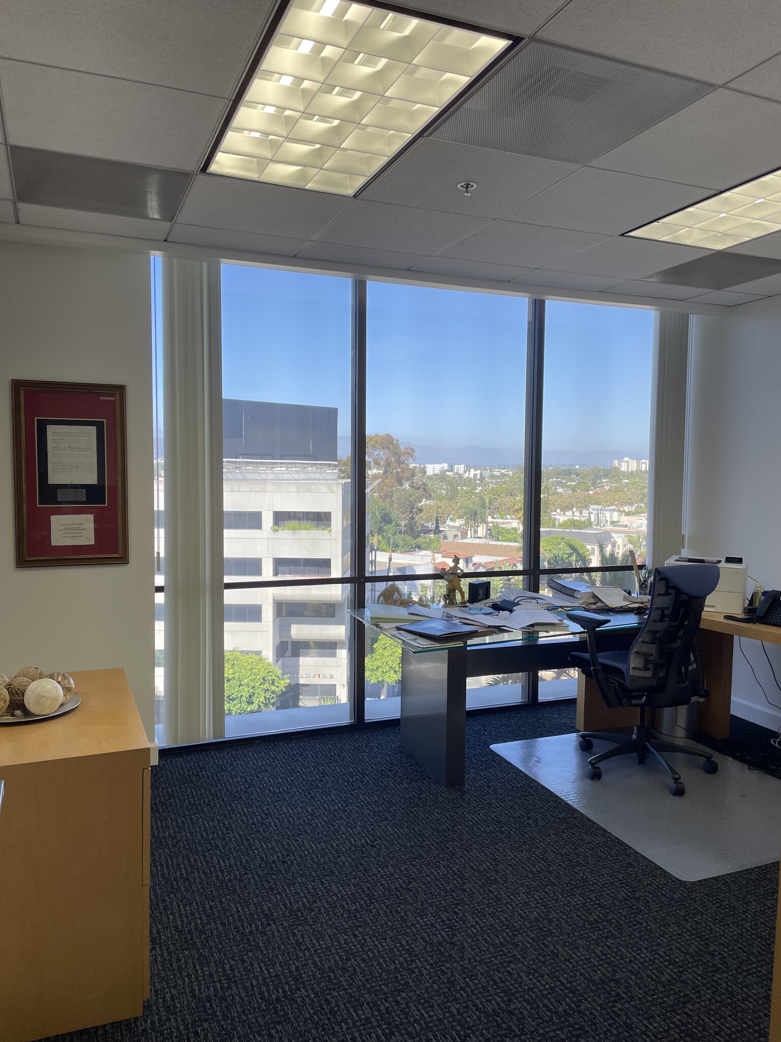 8383 Wilshire Blvd, Beverly Hills, CA for lease Interior Photo- Image 1 of 3