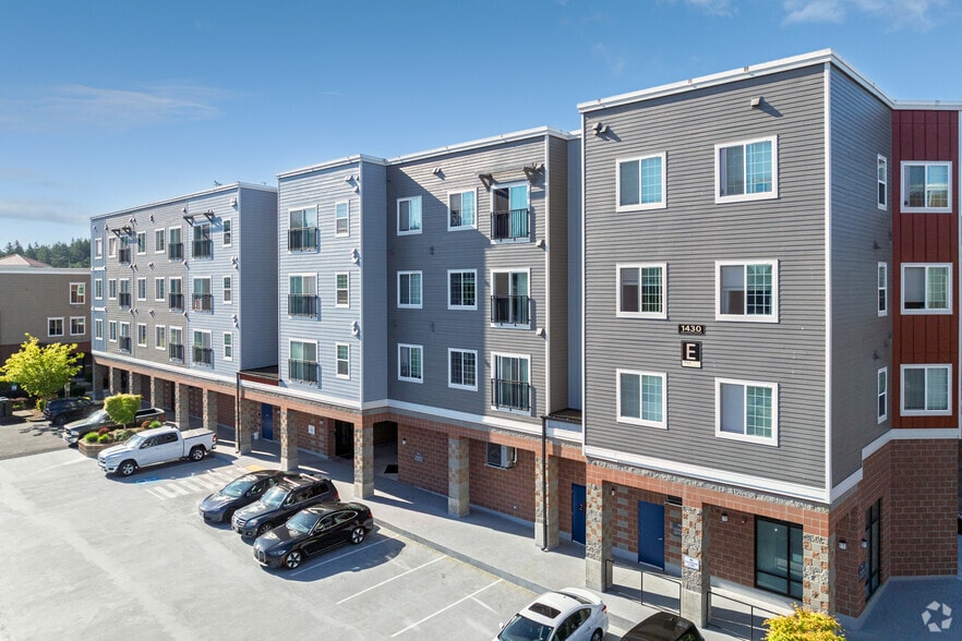 1430 Wilmington Dr, Dupont, WA for lease - Primary Photo - Image 1 of 36