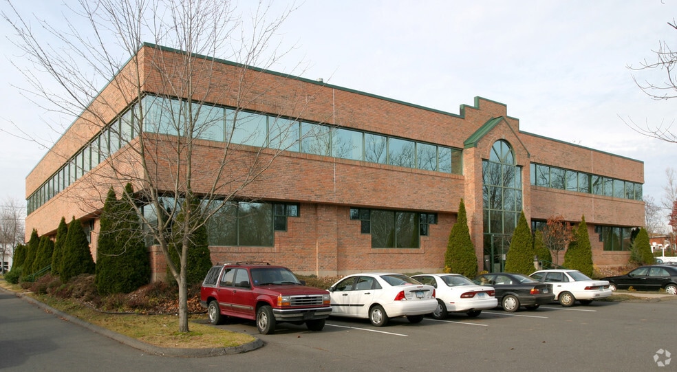 211 New Britain Rd, Berlin, CT for sale - Building Photo - Image 2 of 4