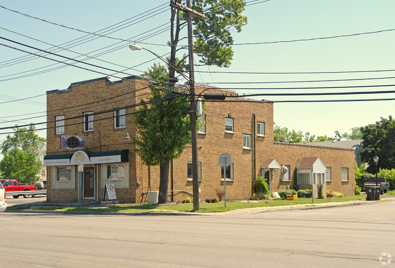 861 Military Rd, Kenmore, NY 14217