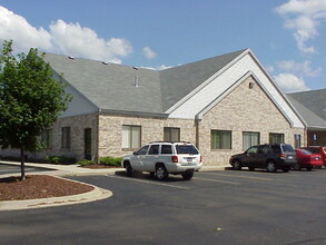 2321 Club Meridian Dr, Okemos, MI for lease Building Photo- Image 1 of 2