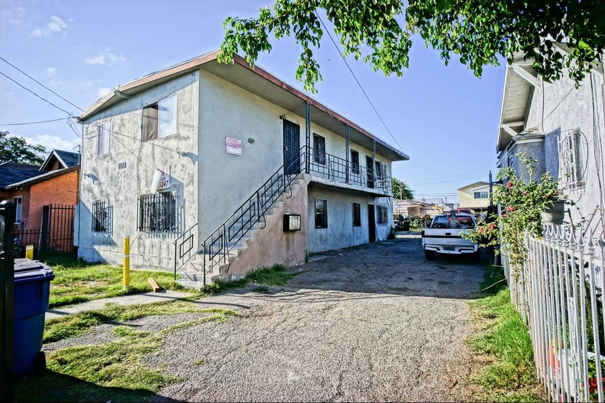 1623 E 33rd St, Los Angeles, CA for sale - Building Photo - Image 1 of 1