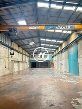 Industrial in Vitrolles for lease Interior Photo- Image 2 of 5