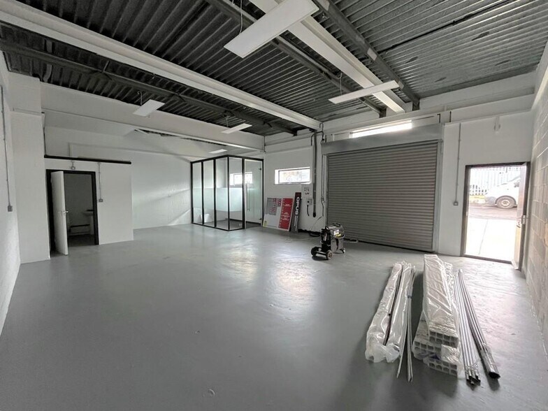 1 Wheaton Rd, Witham for lease - Building Photo - Image 2 of 3