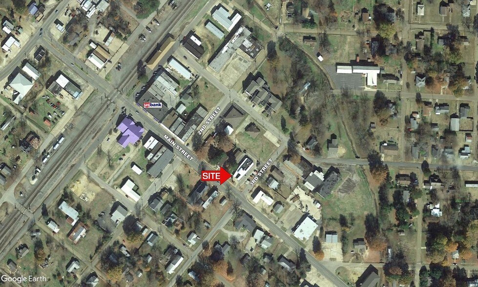 209 E Main St, Gurdon, AR 71743