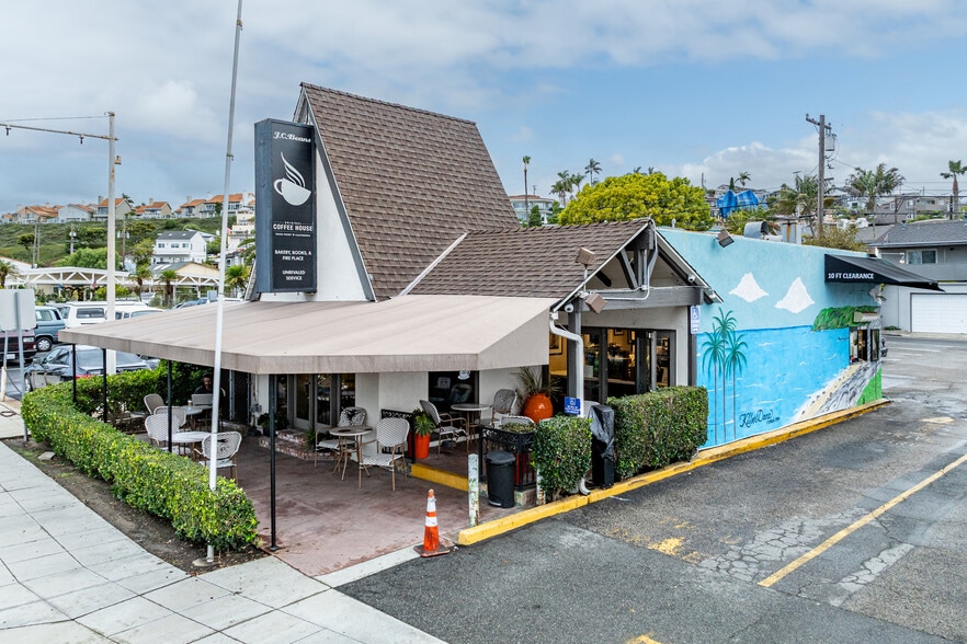 34114 Pacific Coast Hwy, Dana Point CA - Bar