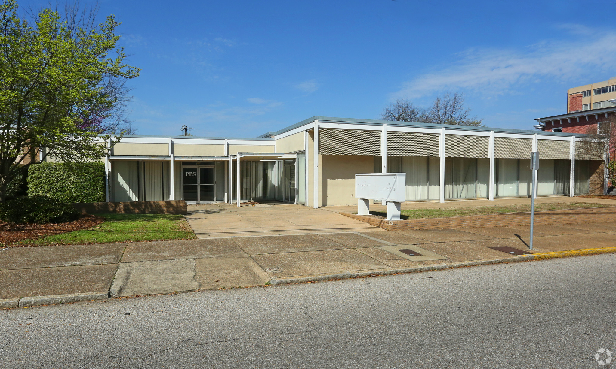 520 S Court St, Montgomery, AL for sale Primary Photo- Image 1 of 6